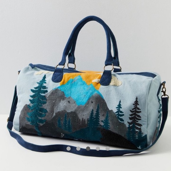 LAST ONE!NWT FREE PEOPLE New Horizons Weekender Duffle Bag In Mountain